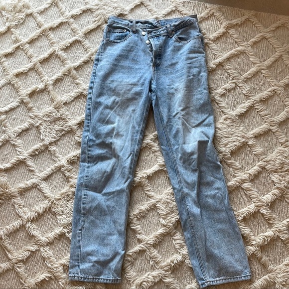 Princess Polly Holly Cross Over Straight Leg Jeans- size 4 - Picture 2 of 5